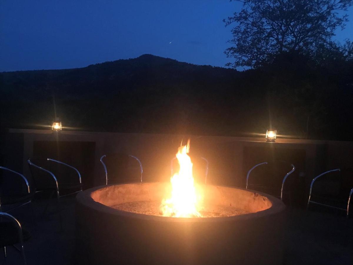 Kgorogoro Lodge Pilanesberg Exterior foto